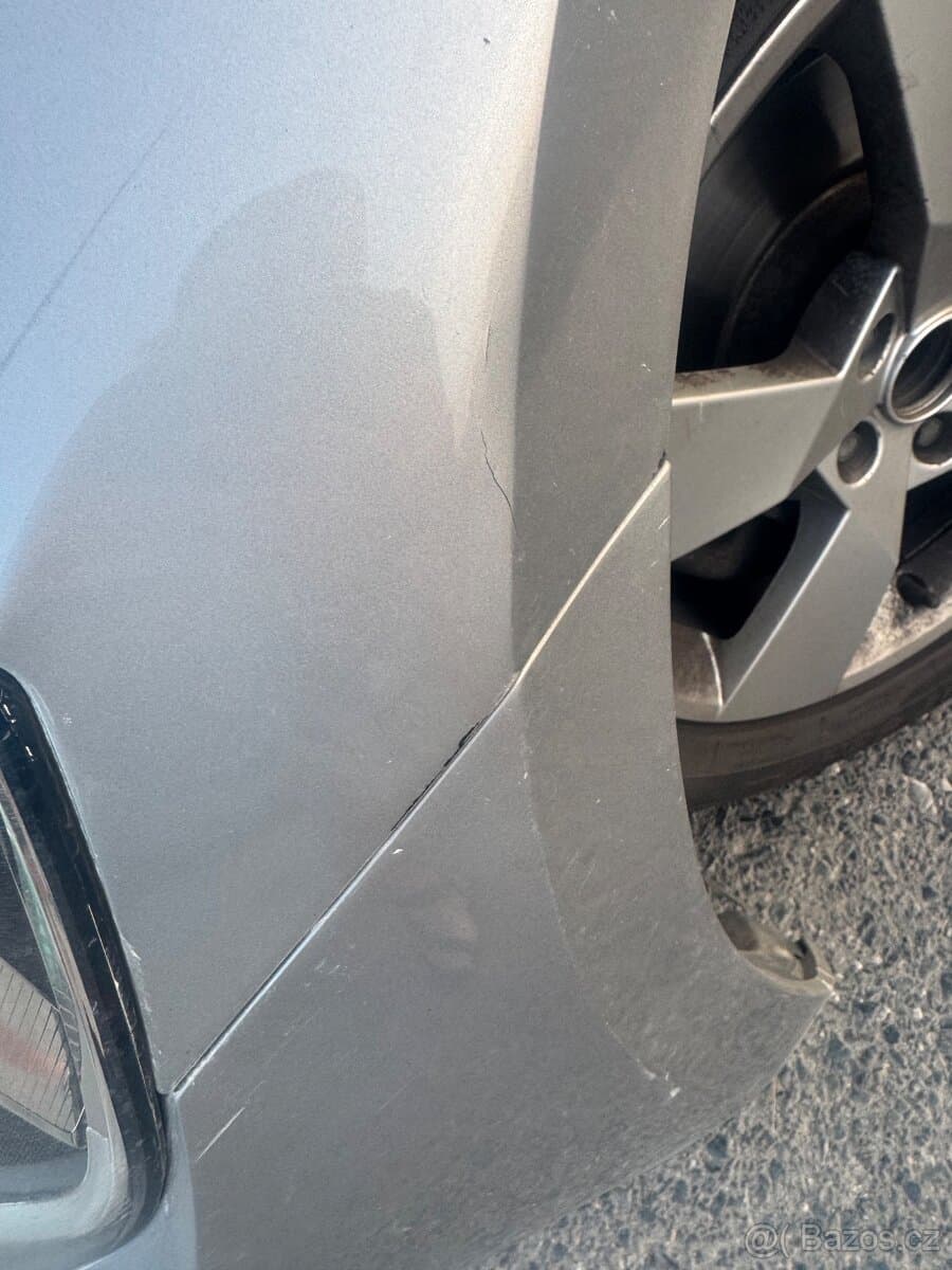 2015 Volkswagen PASSAT - 9