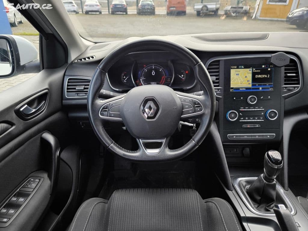 2020 Renault MEGANE - 9