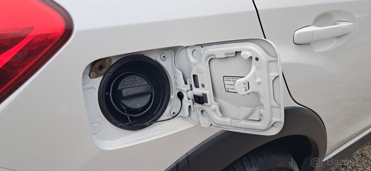 2015 Subaru XV - 9
