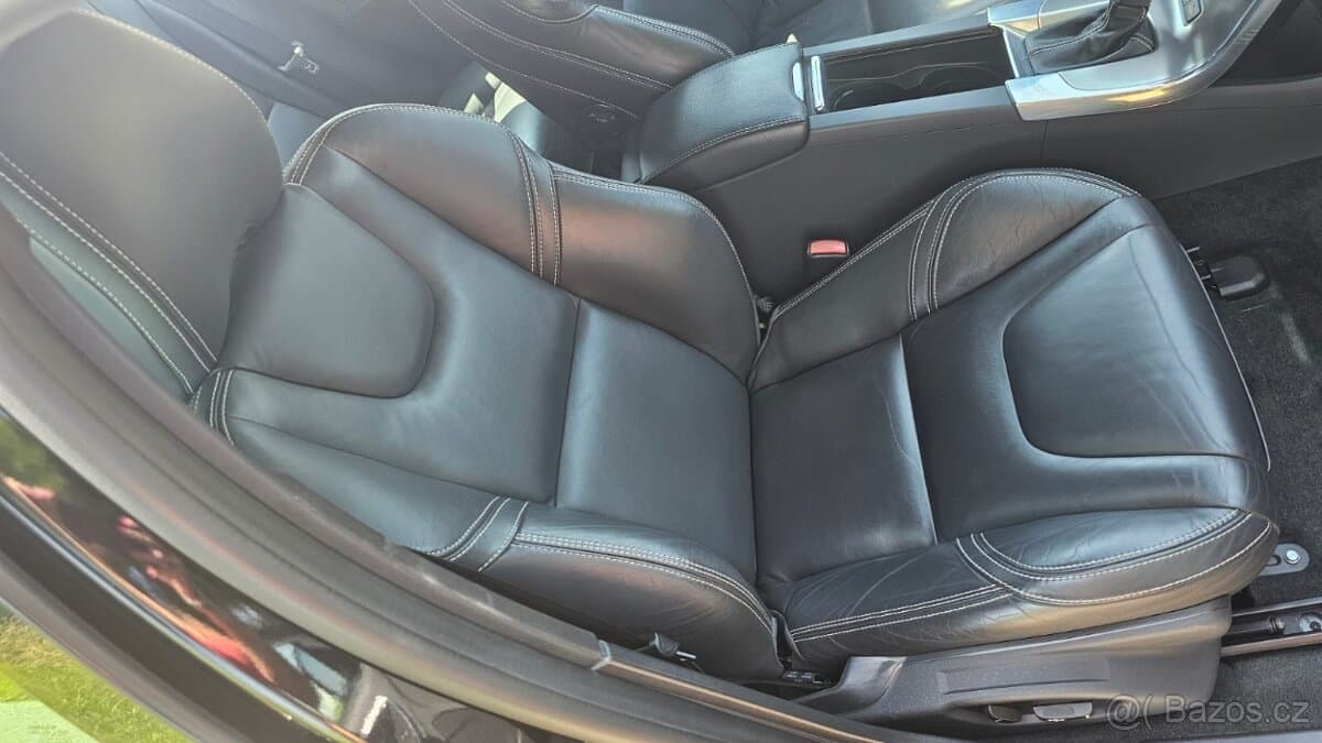 2014 Volvo V60 - 9