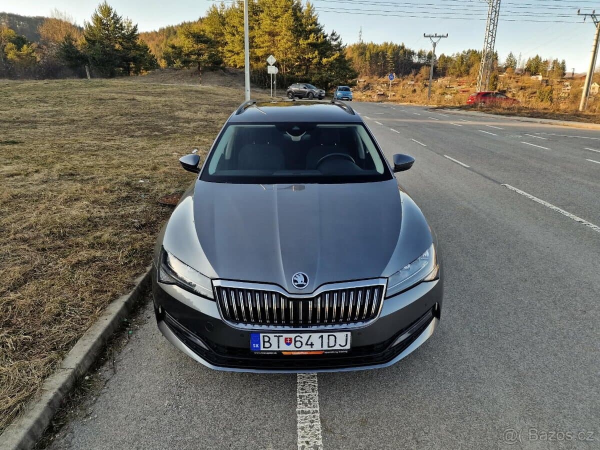 2022 Škoda SUPERB - 9
