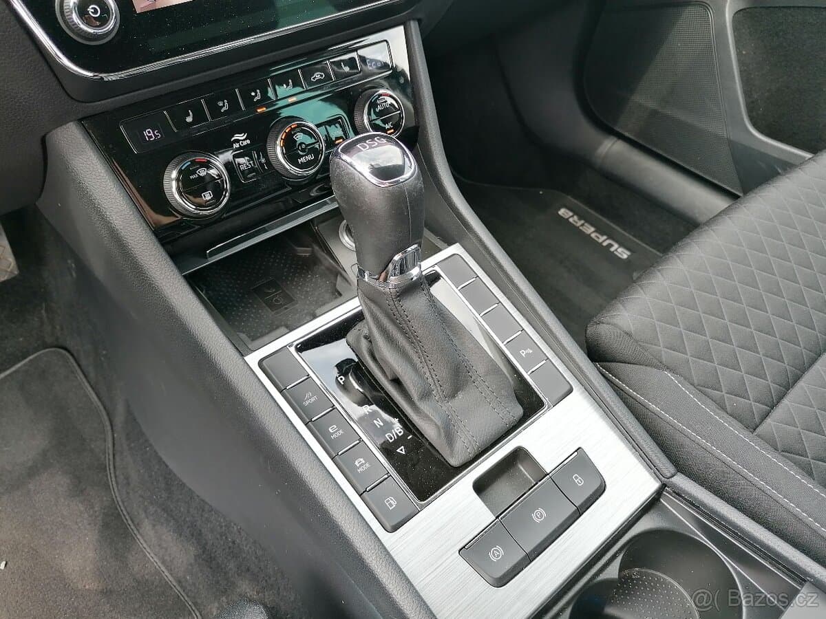 2022 Škoda SUPERB - 9