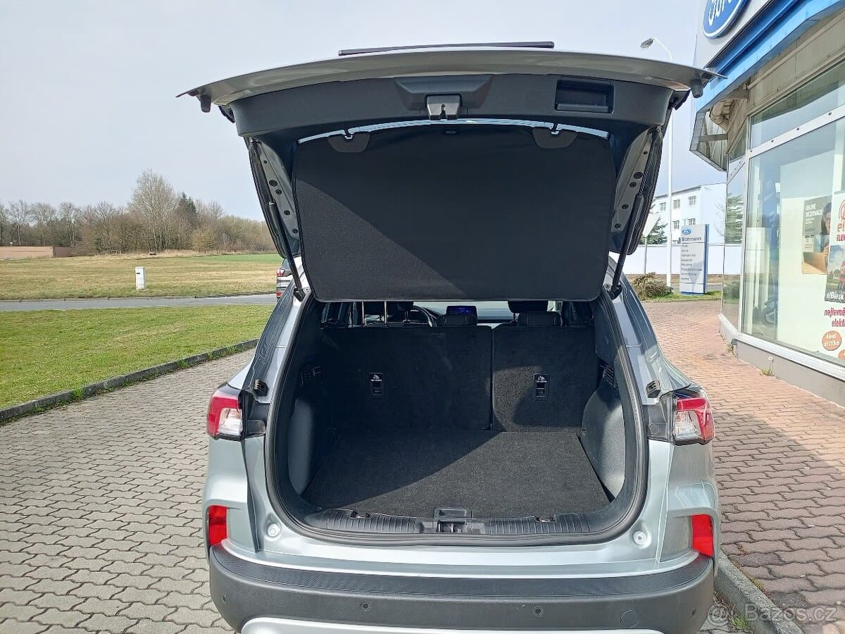 2022 Ford KUGA - 9