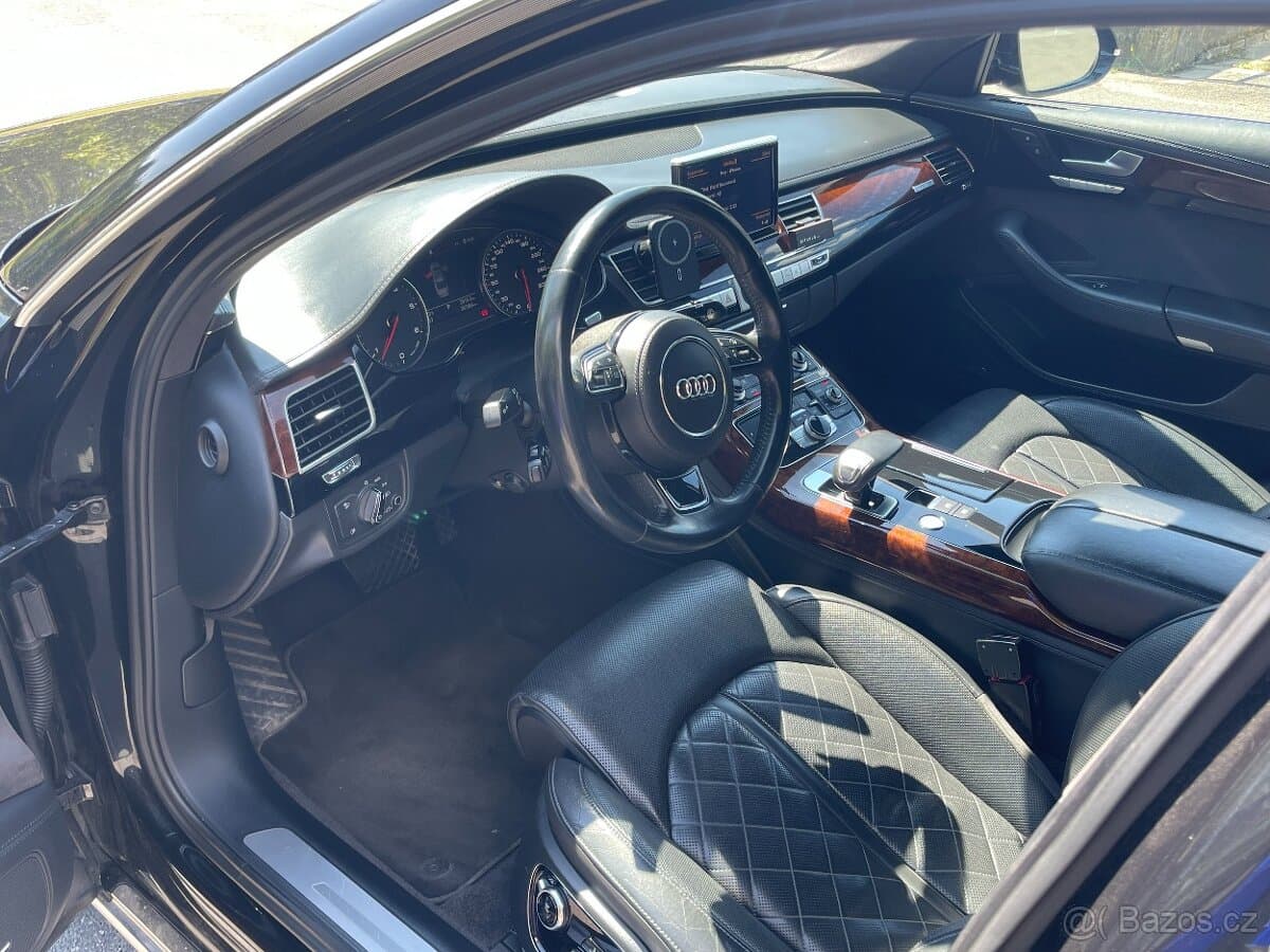 2013 Audi A8 - 9