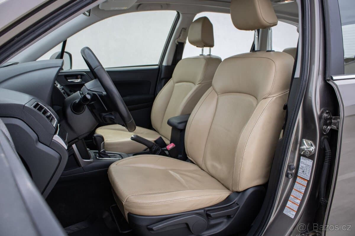2017 Subaru FORESTER - 9