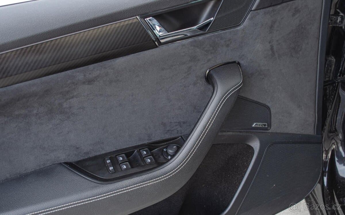 2020 Škoda SUPERB - 9