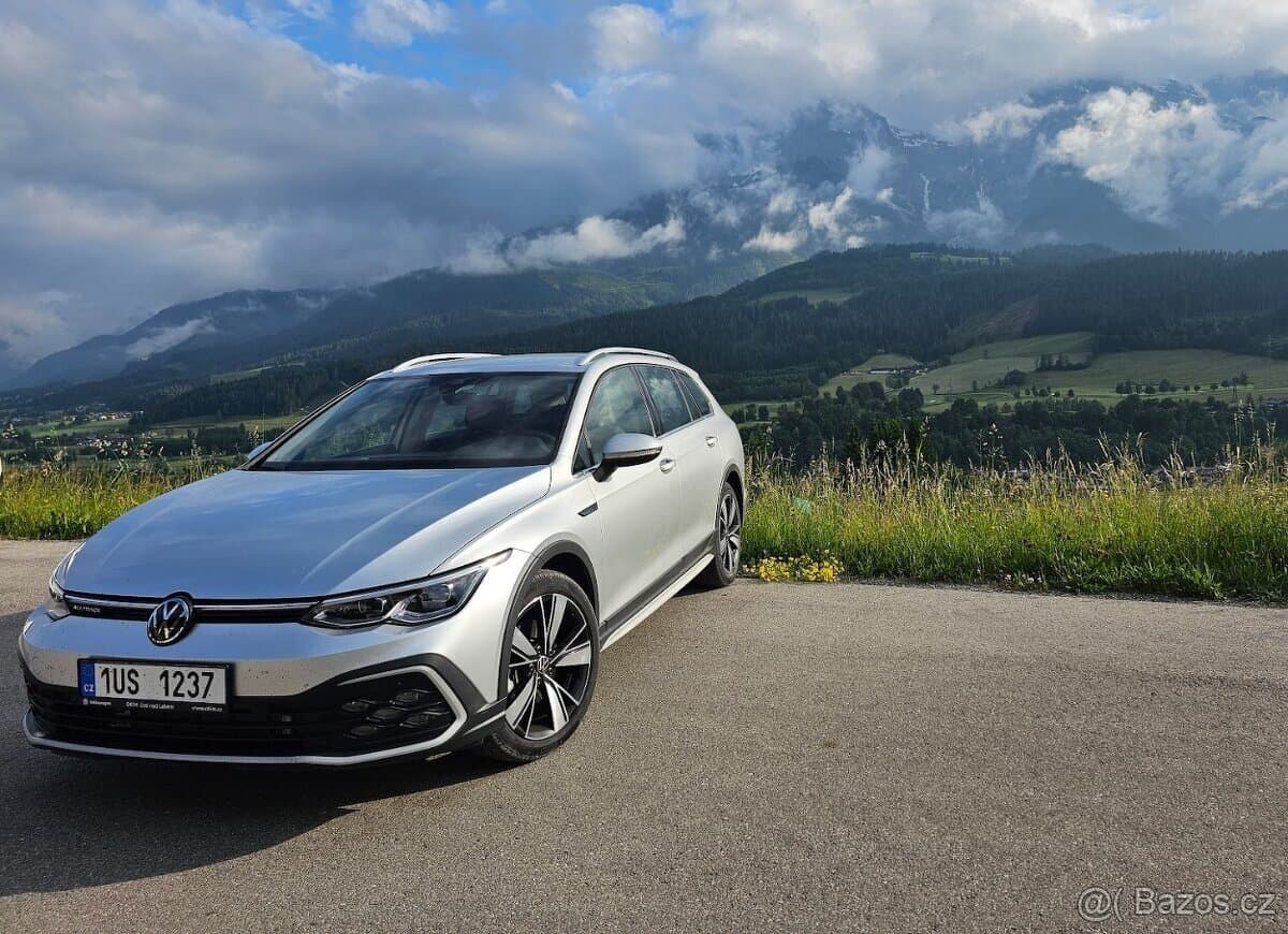 2022 Volkswagen GOLF - 9