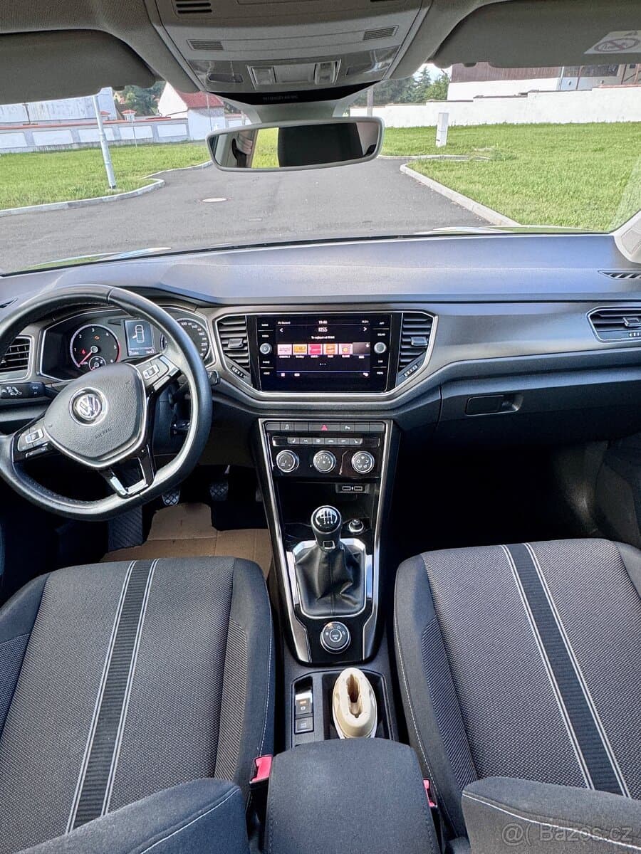 2018 Volkswagen T-ROC - 9