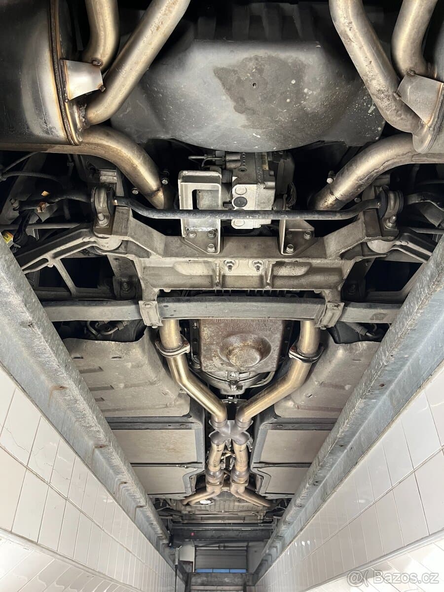 1997 Chevrolet CORVETTE - 9