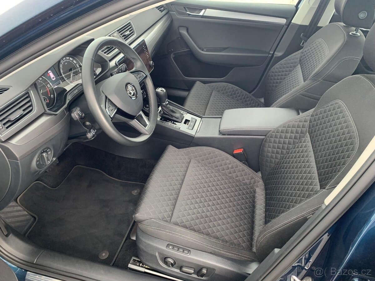 2019 Škoda SUPERB - 9