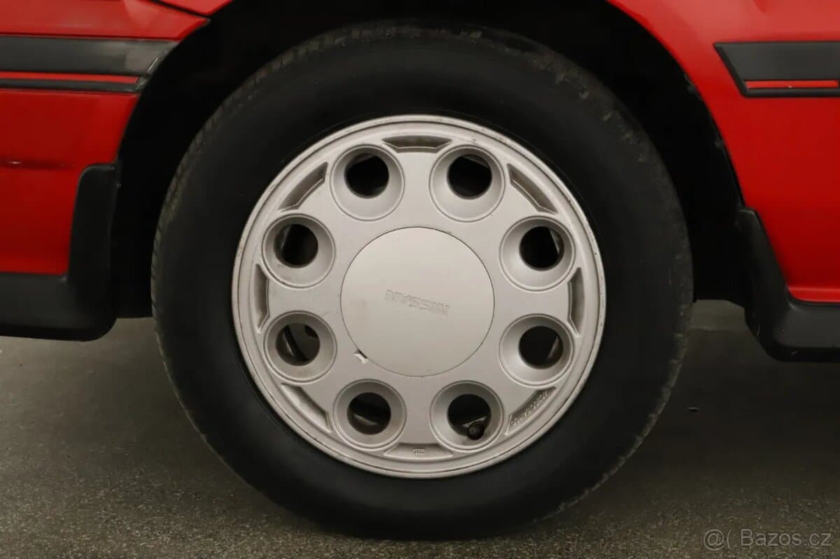 1988 Nissan SUNNY - 9