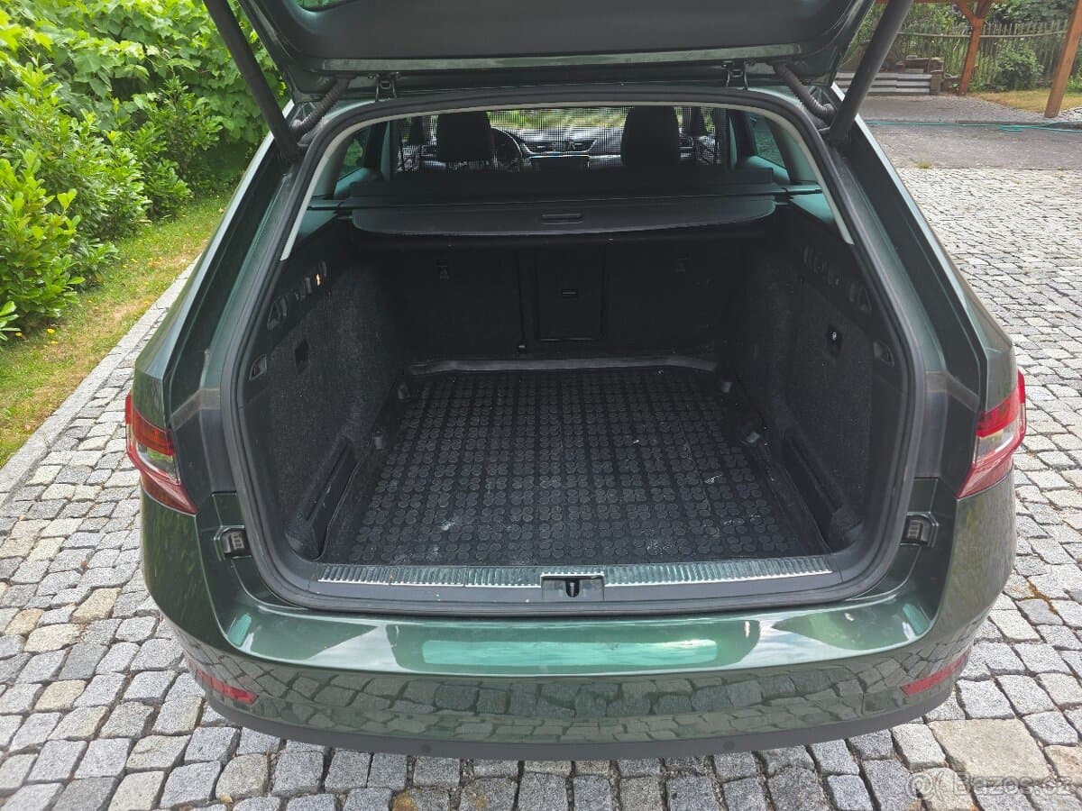 2018 Škoda SUPERB - 9