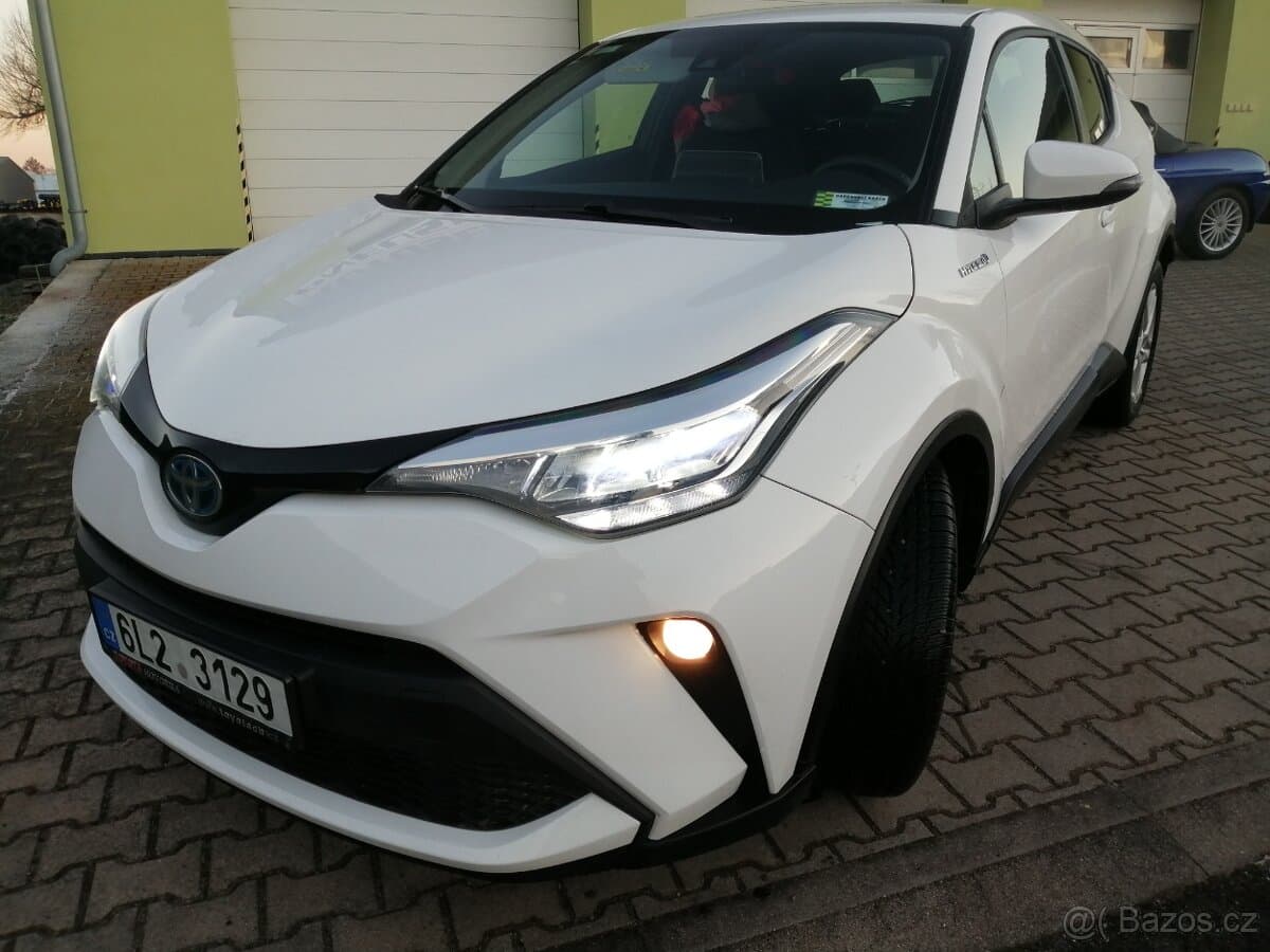 2021 Toyota C-HR - 9