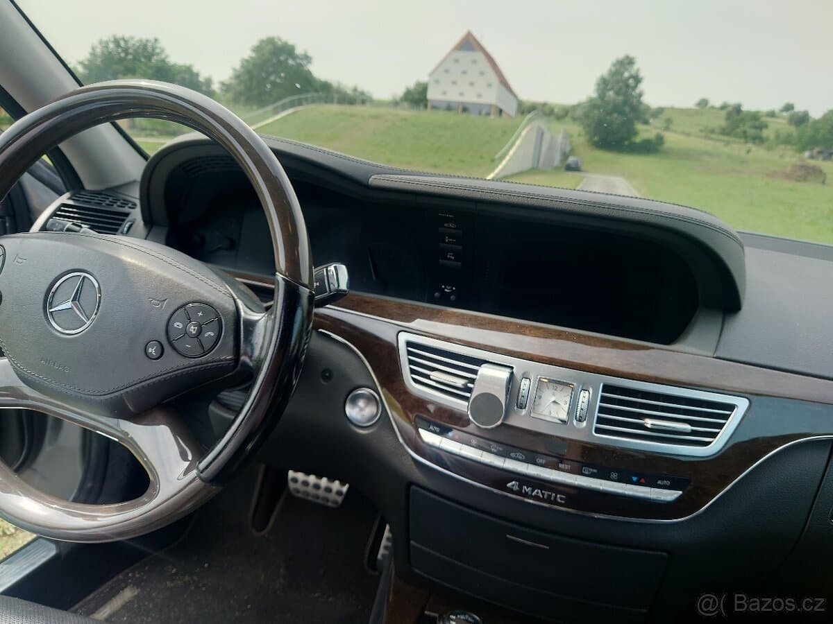 2011 Mercedes-Benz OSTATNÍ - 9