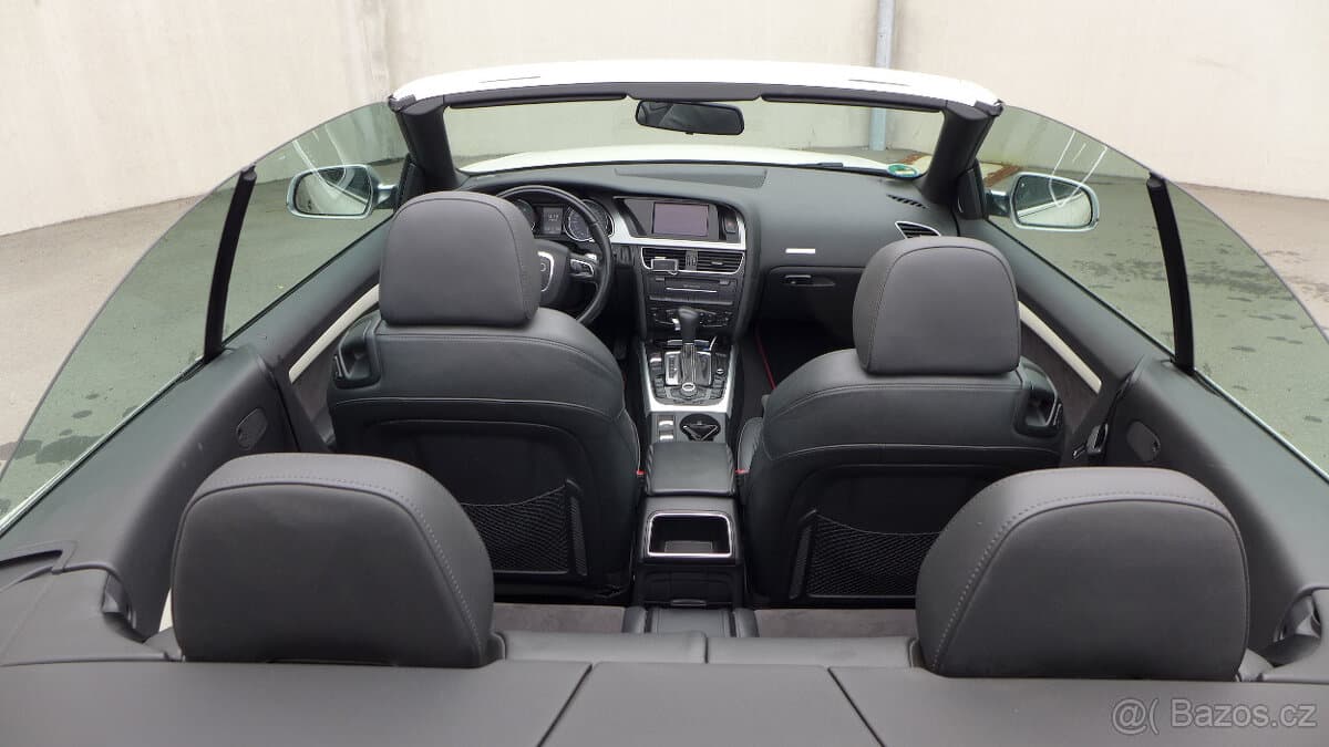2010 Audi S5 - 9