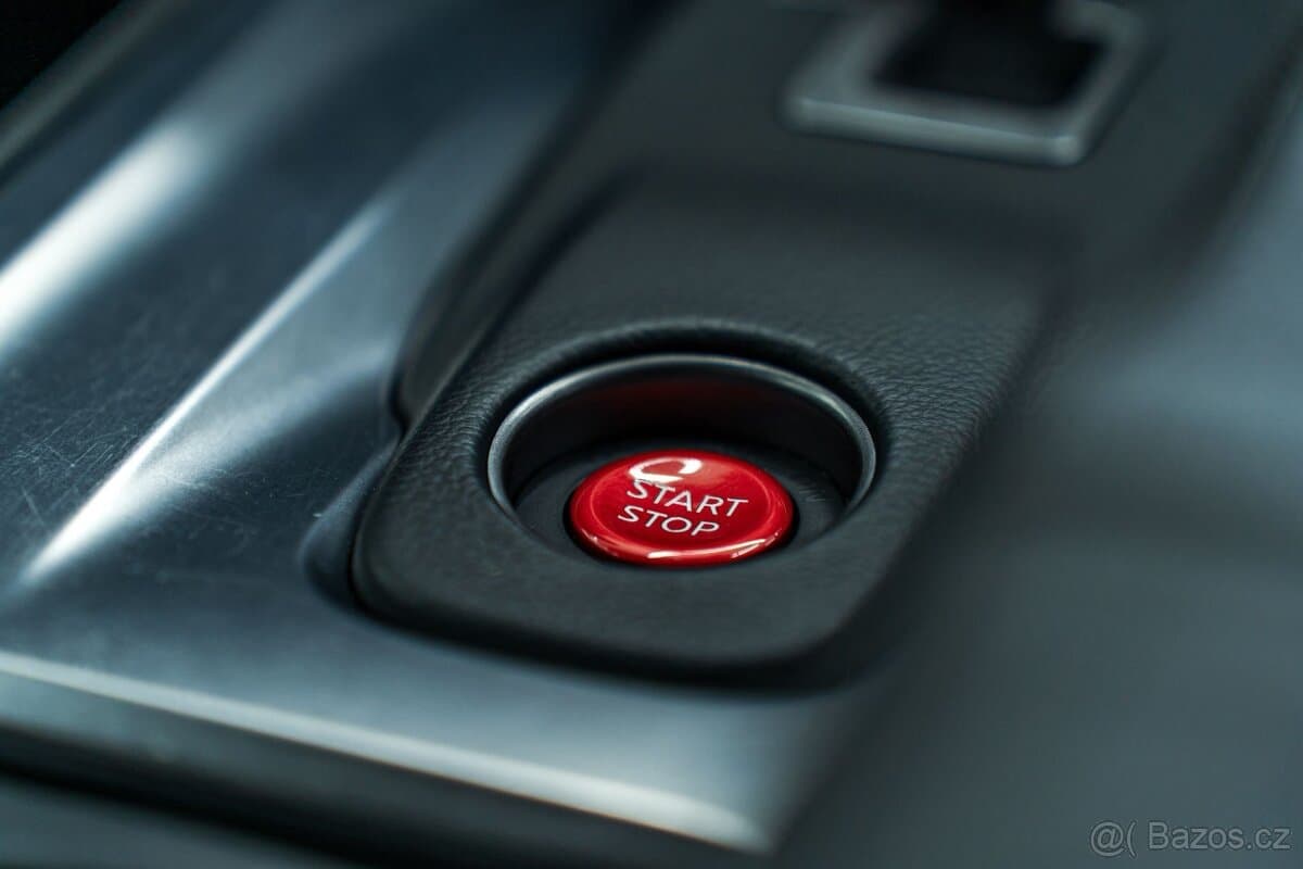 2008 Nissan GT-R - 9
