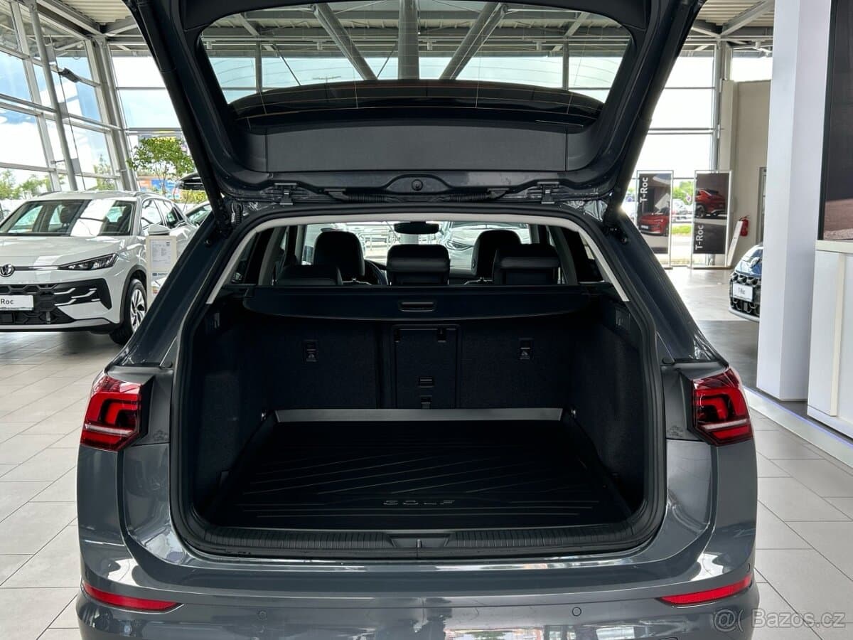 Volkswagen GOLF - 9