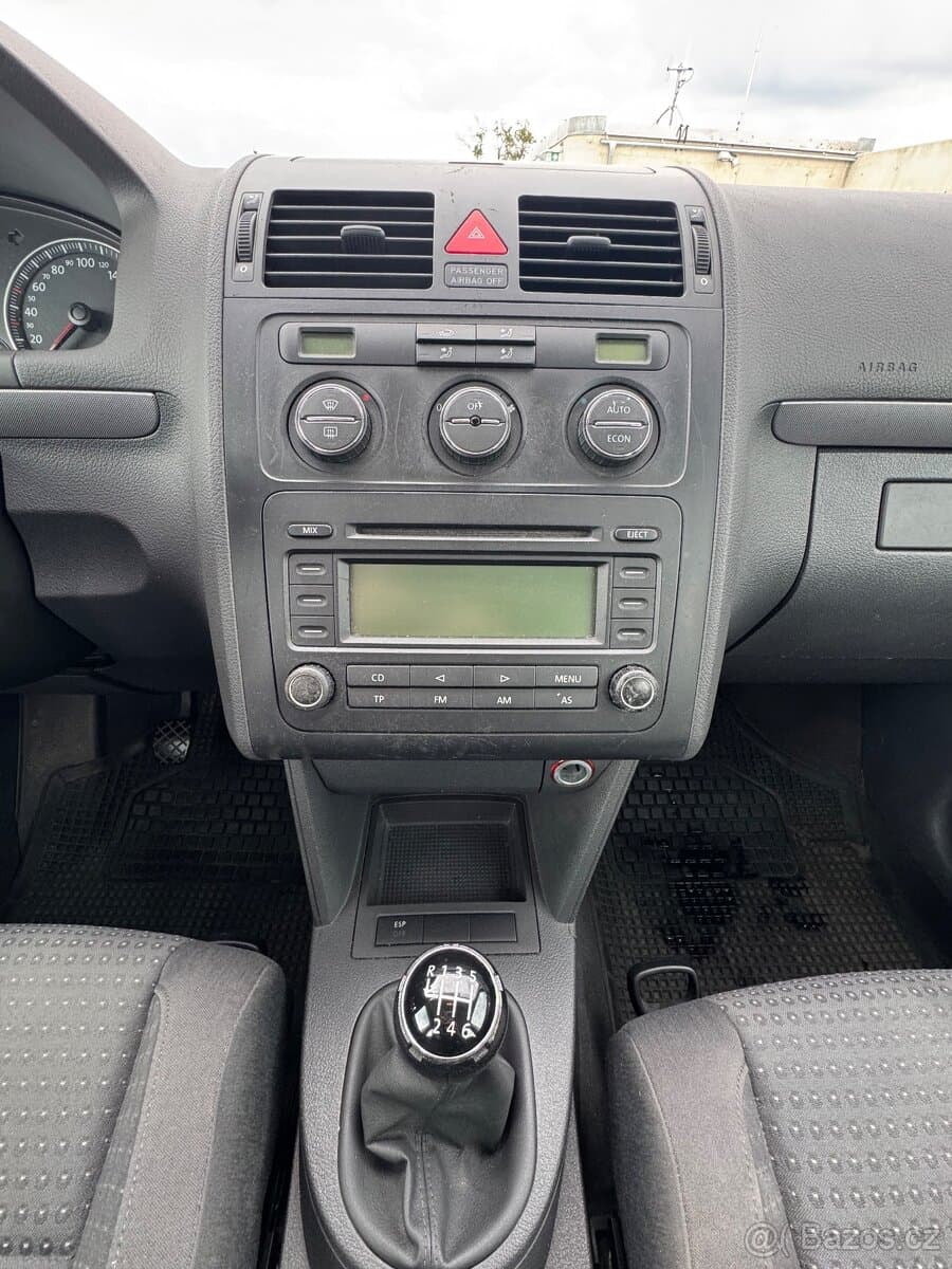 2005 Volkswagen TOURAN - 9