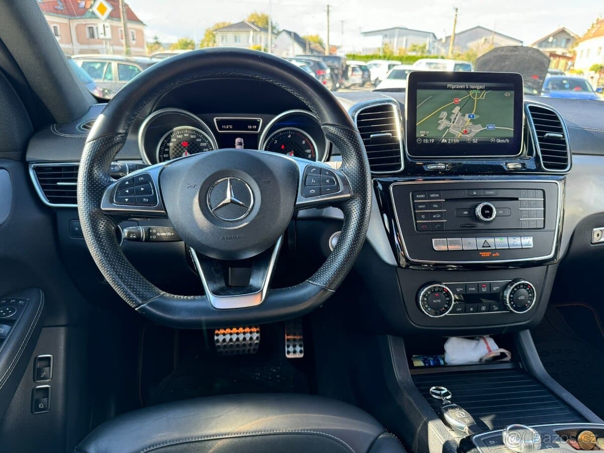 2018 Mercedes-Benz GL - 9