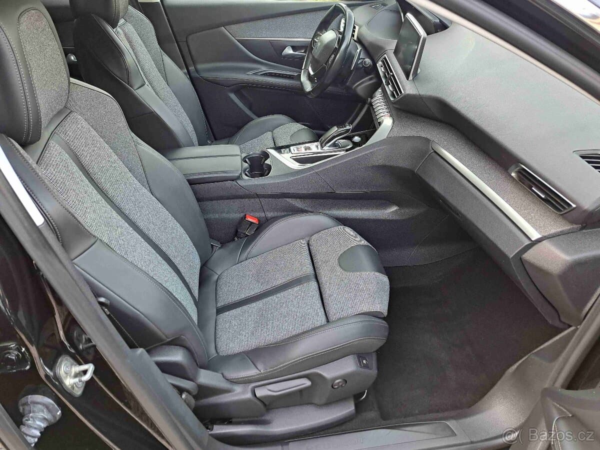 2019 Peugeot 3008 - 9