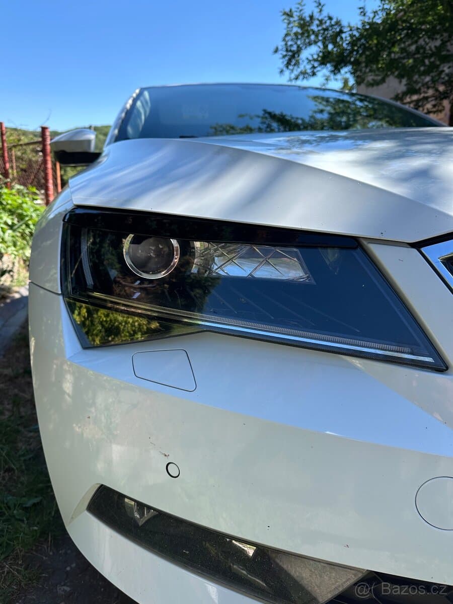 2016 Škoda SUPERB - 9