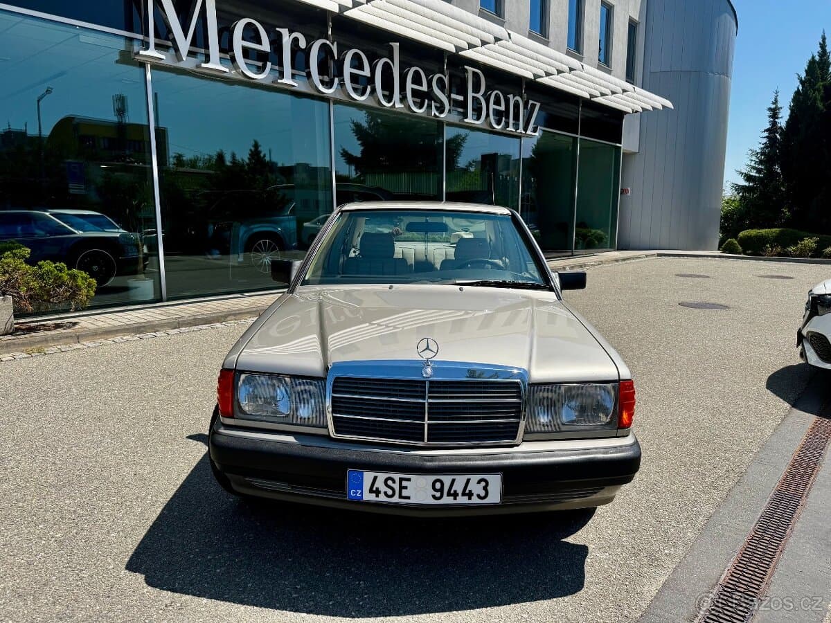 1988 Mercedes-Benz 190 - 9