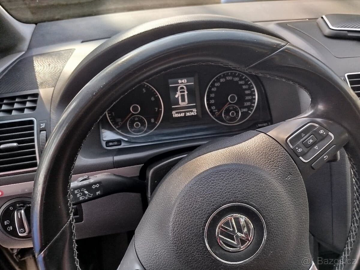 2013 Volkswagen TOURAN - 9