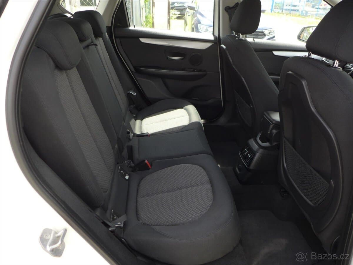 2015 BMW 2-SERIES - 9