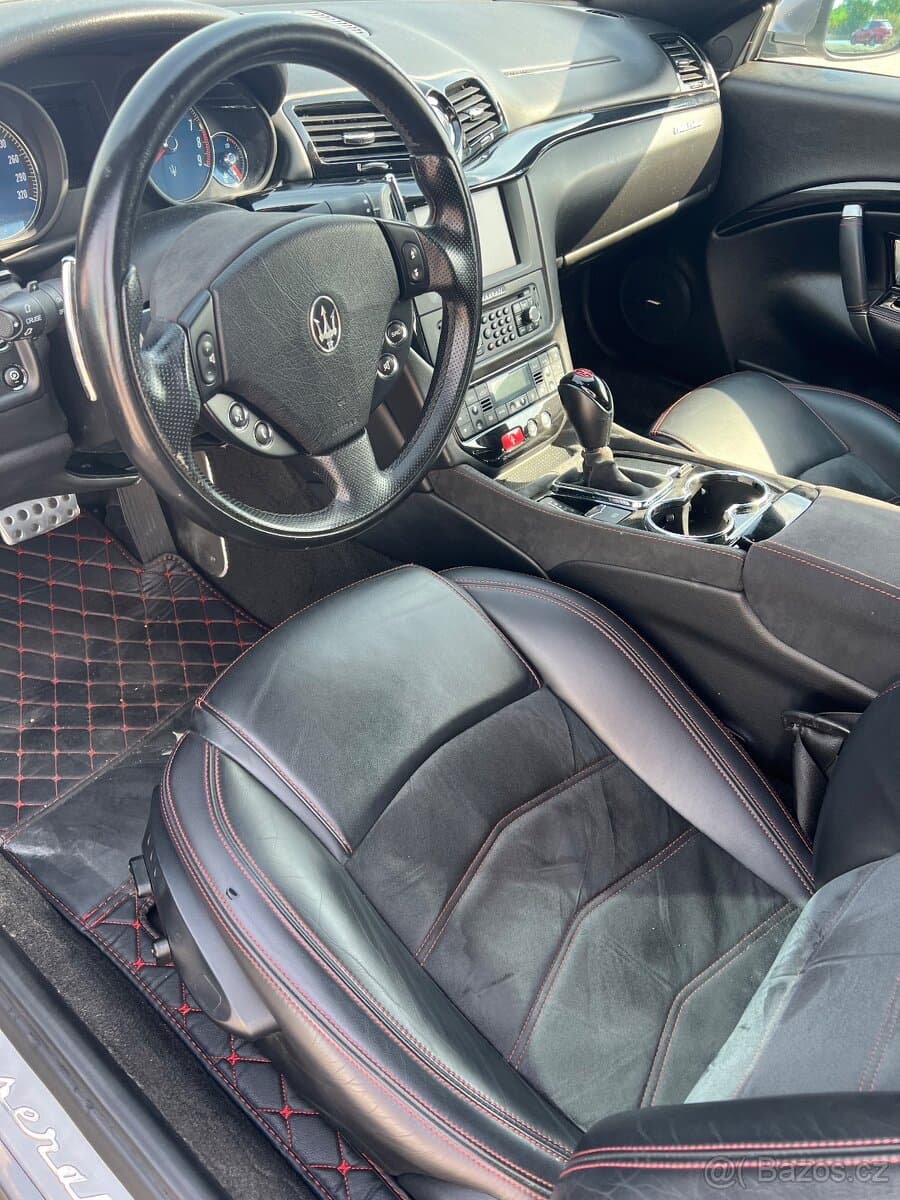 2011 Maserati GRANCABRIO - 9