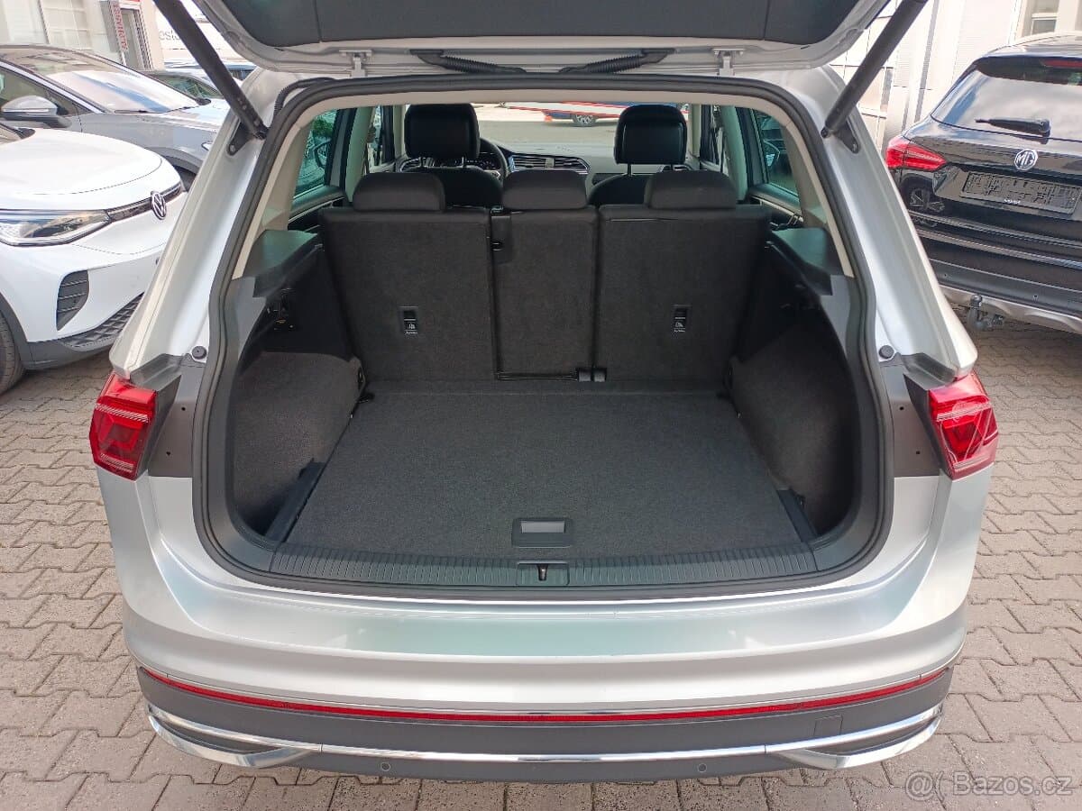 2022 Volkswagen TIGUAN - 9