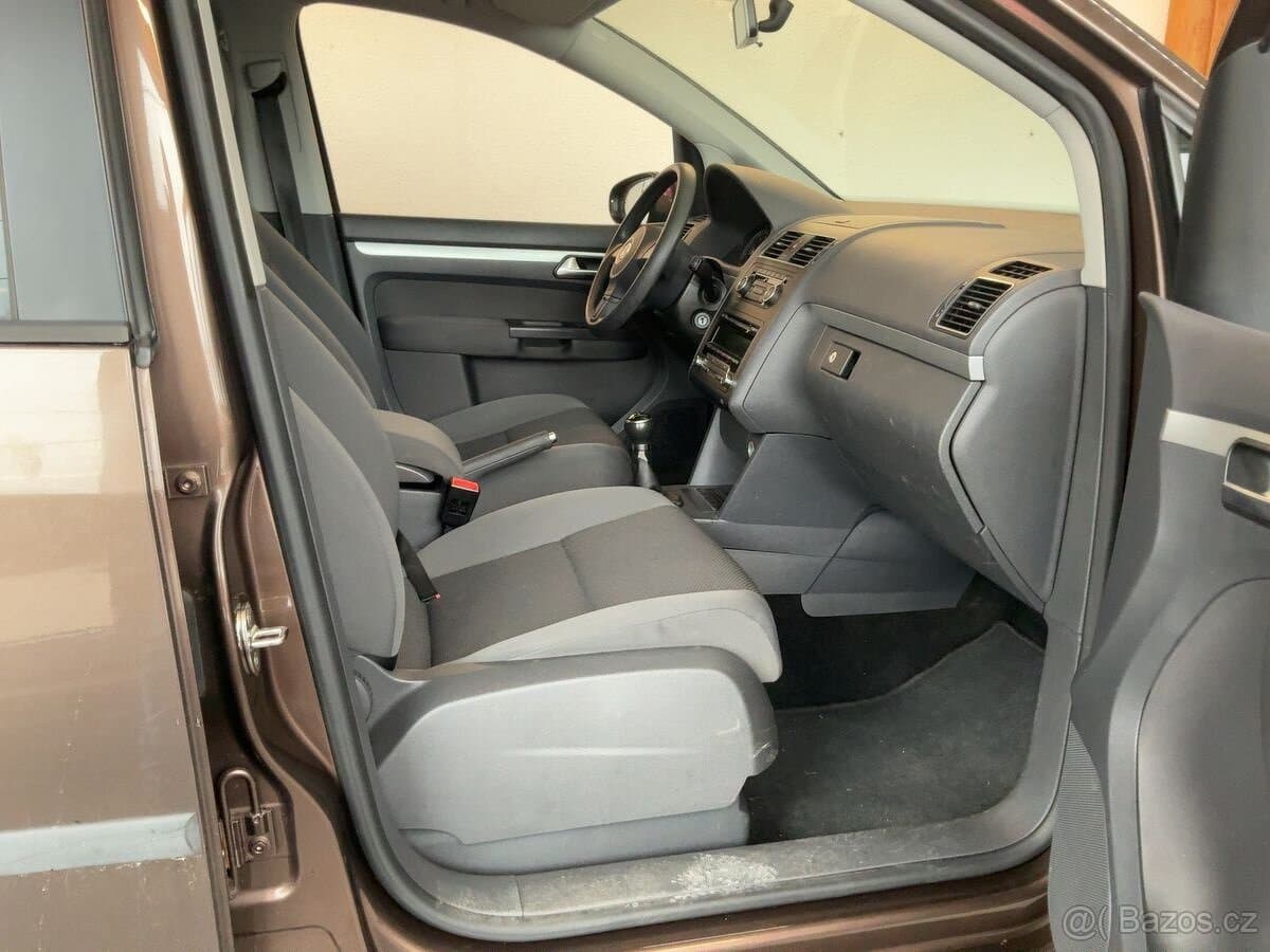 2011 Volkswagen TOURAN - 9