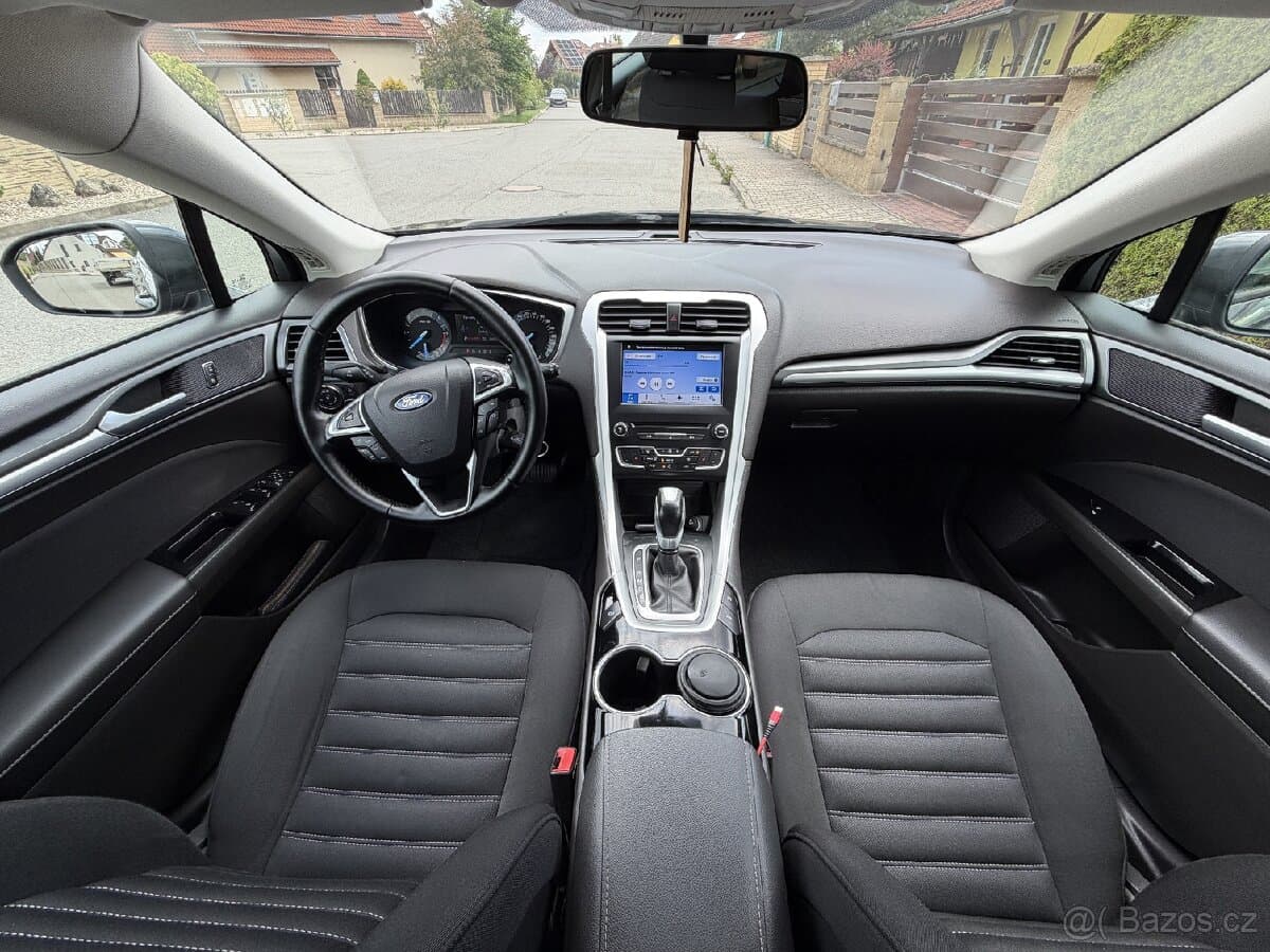2017 Ford MONDEO - 9