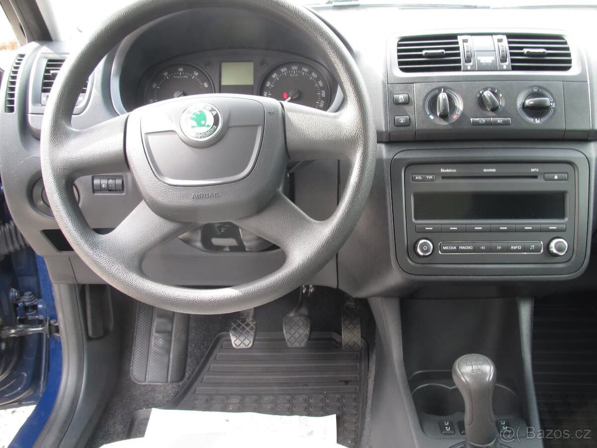 2011 Škoda FABIA - 9
