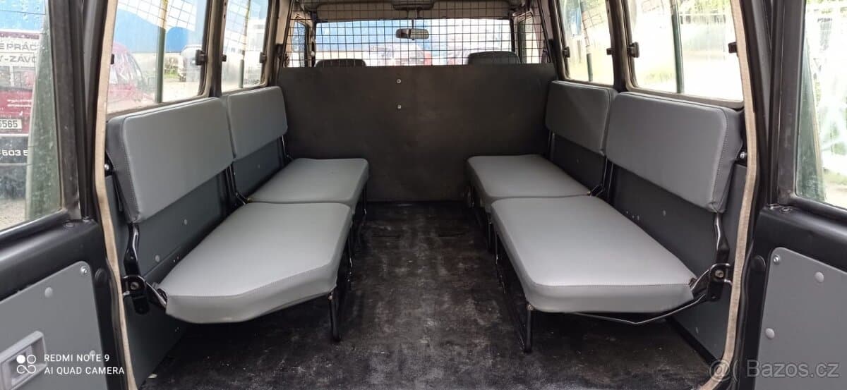 2009 Toyota LAND CRUISER - 9