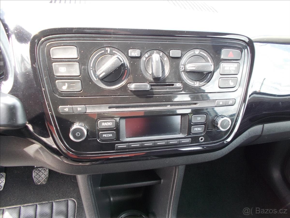 2013 Volkswagen UP! - 9