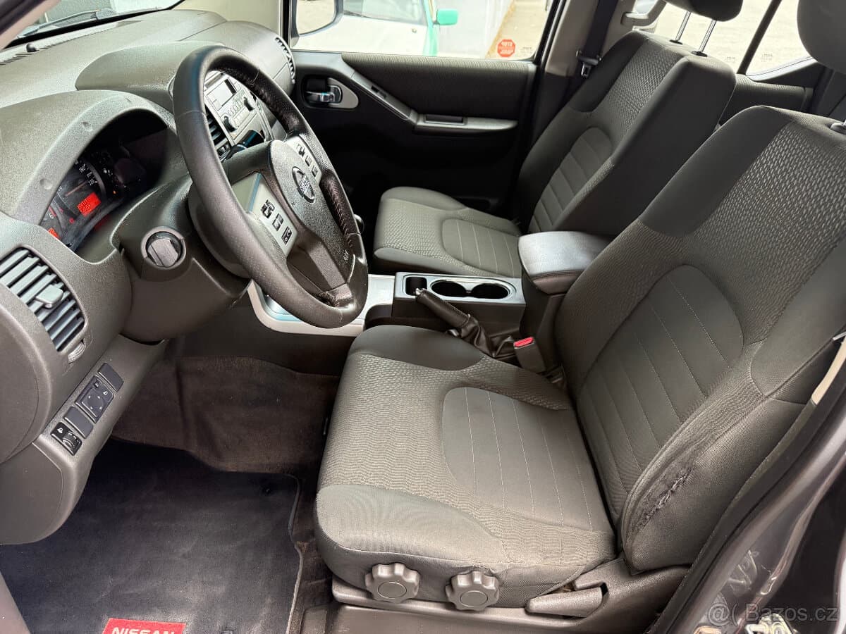 2013 Nissan NAVARA - 9