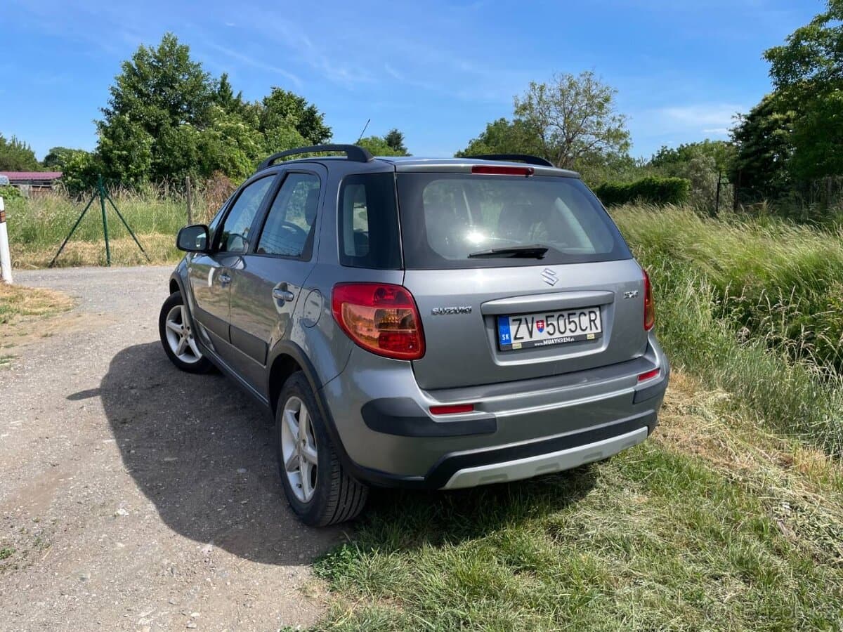 2013 Suzuki SX4 - 9