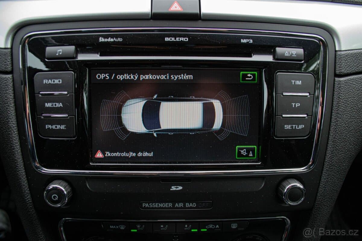 2011 Škoda SUPERB - 9