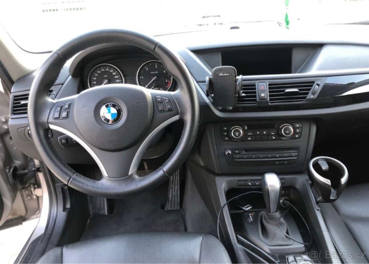 2010 BMW X1 - 9