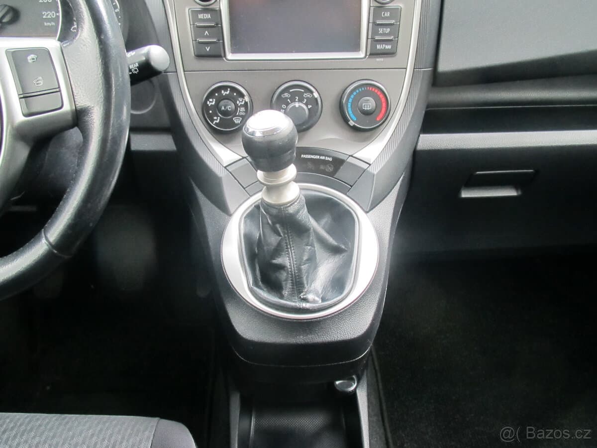 2012 Toyota VERSO - 9