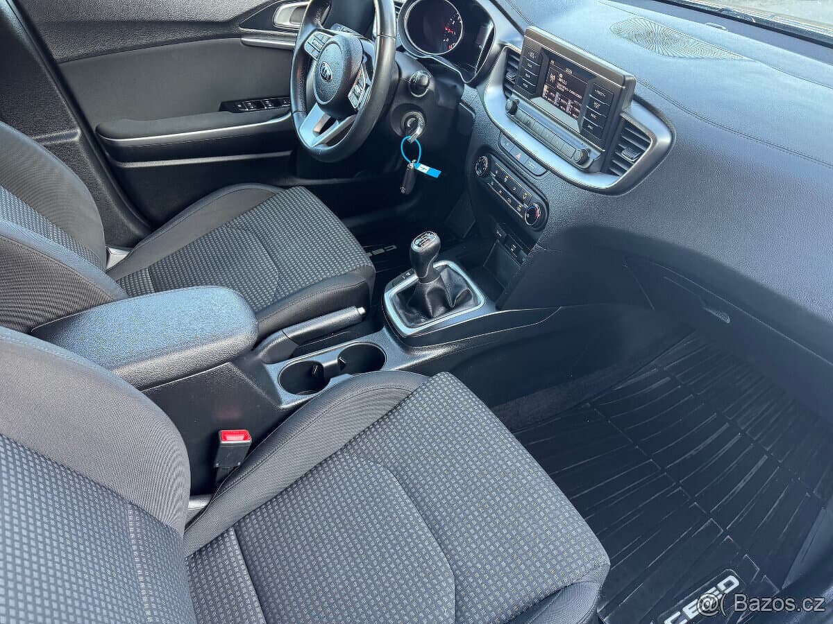 2020 Kia PROCEED - 9