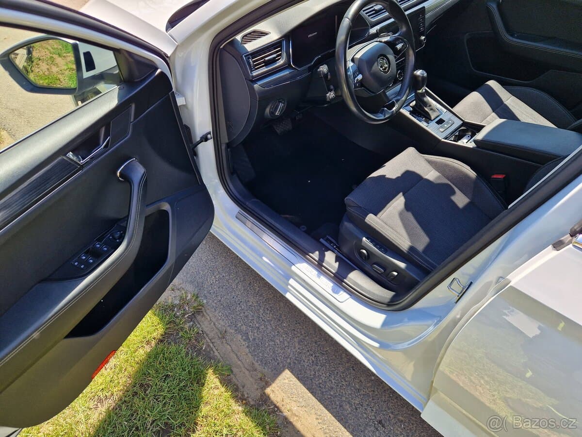 2023 Škoda SUPERB - 9