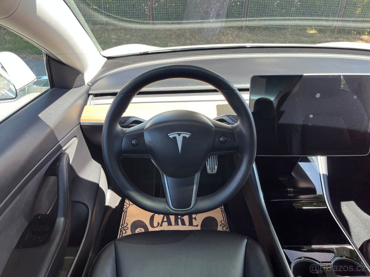 2020 Tesla MODEL 3 - 9
