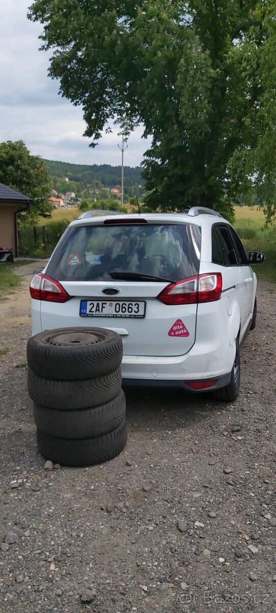 2011 Ford C-MAX - 9