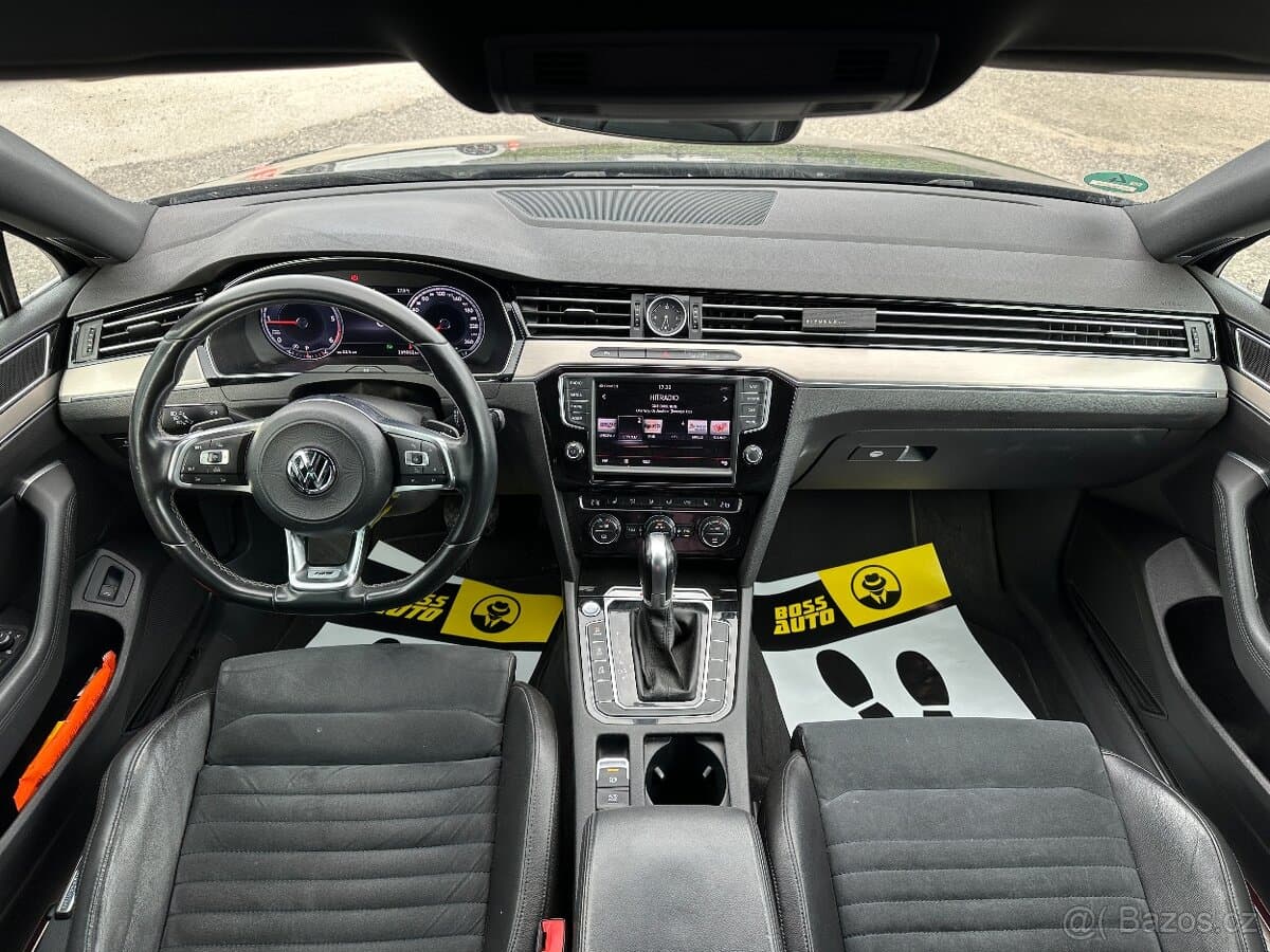 2015 Volkswagen PASSAT - 9