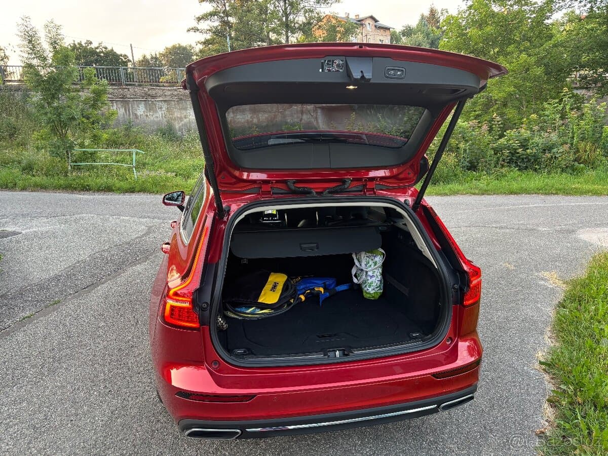 2020 Volvo V60 - 9