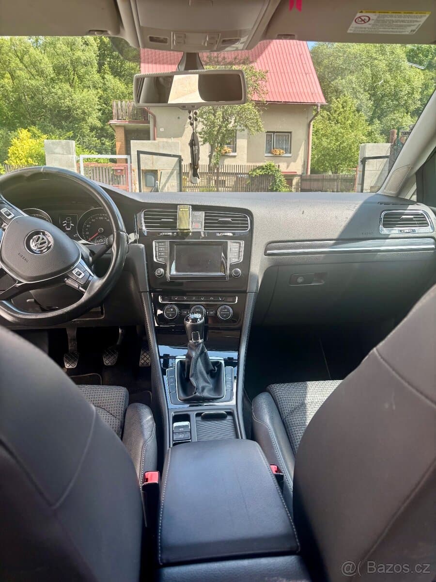 2014 Volkswagen GOLF - 9