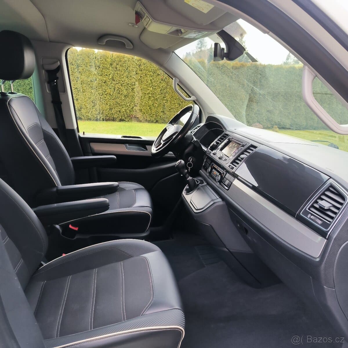 Volkswagen MULTIVAN - 9