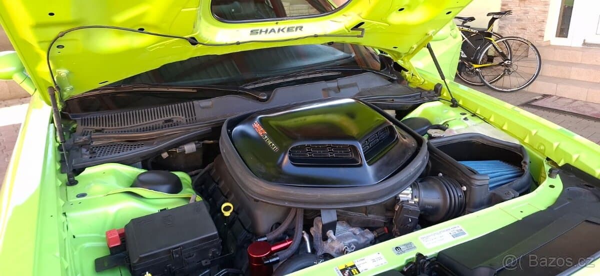 2015 Dodge CHALLENGER - 9