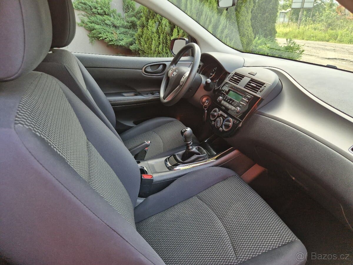 2015 Nissan OSTATNÍ - 9
